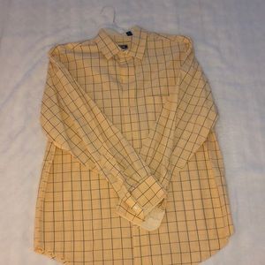 Izod Men’s button up shirt